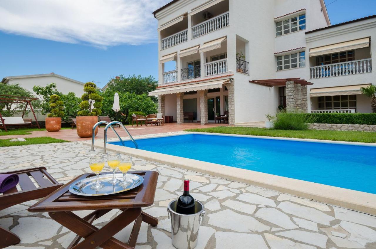 Apartments Sinisa マリンスカ エクステリア 写真