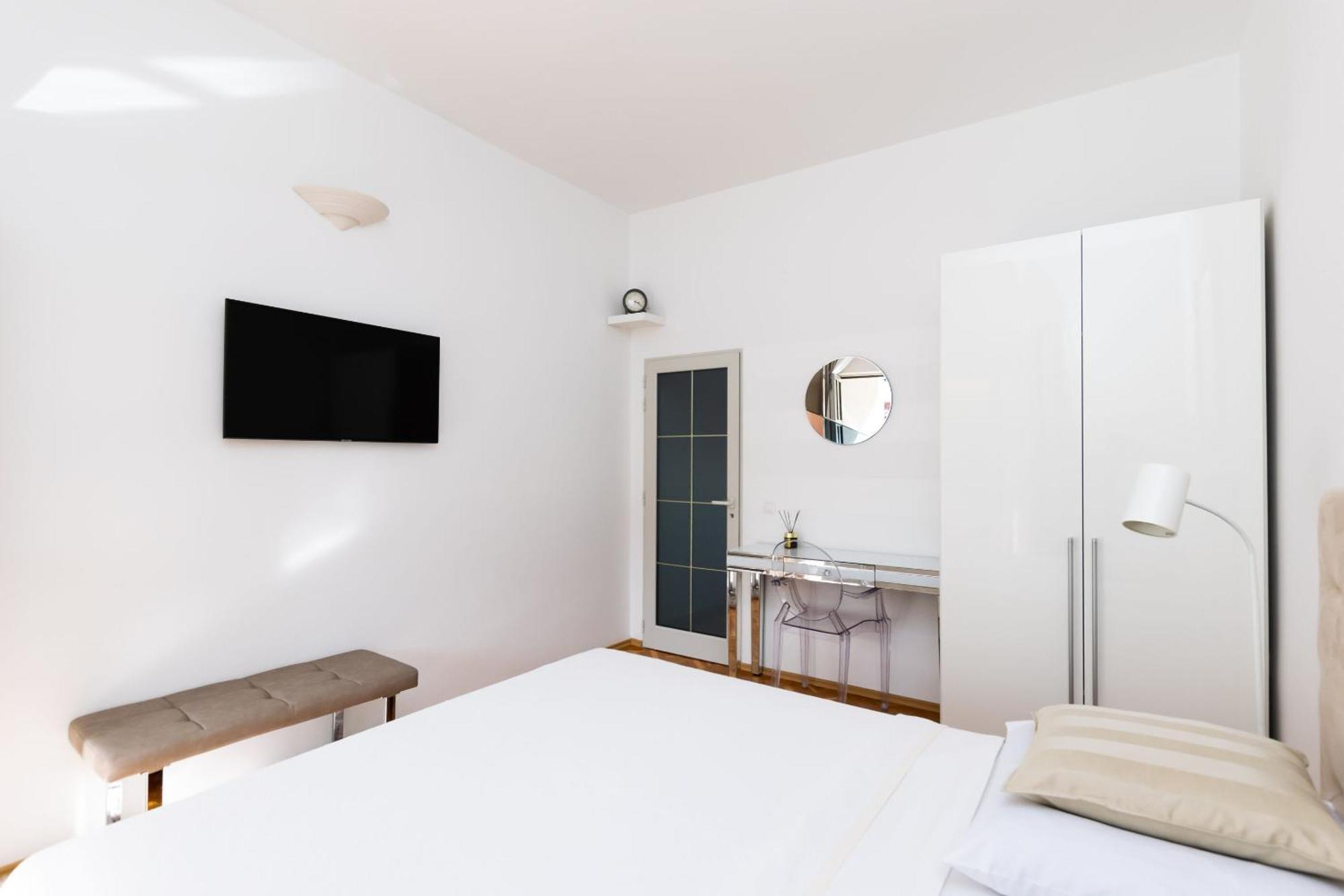 Apartments Sinisa マリンスカ エクステリア 写真