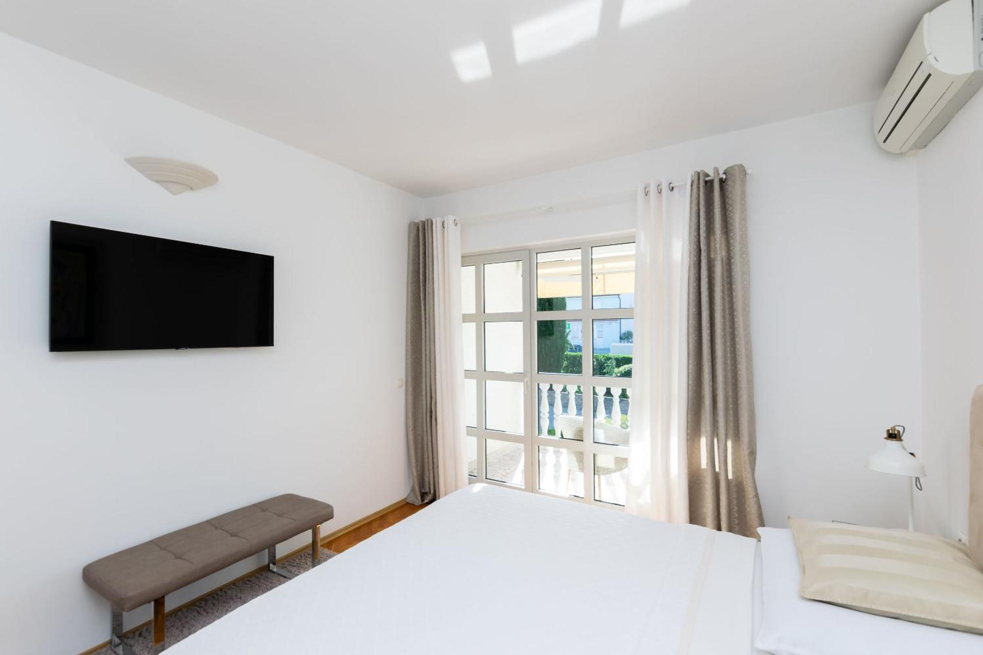 Apartments Sinisa マリンスカ エクステリア 写真